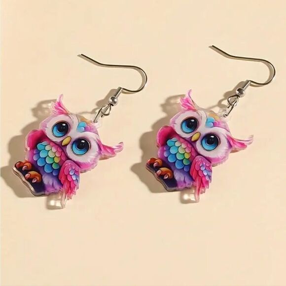 Hand crafted dangle earrings - Picture 5 of 7